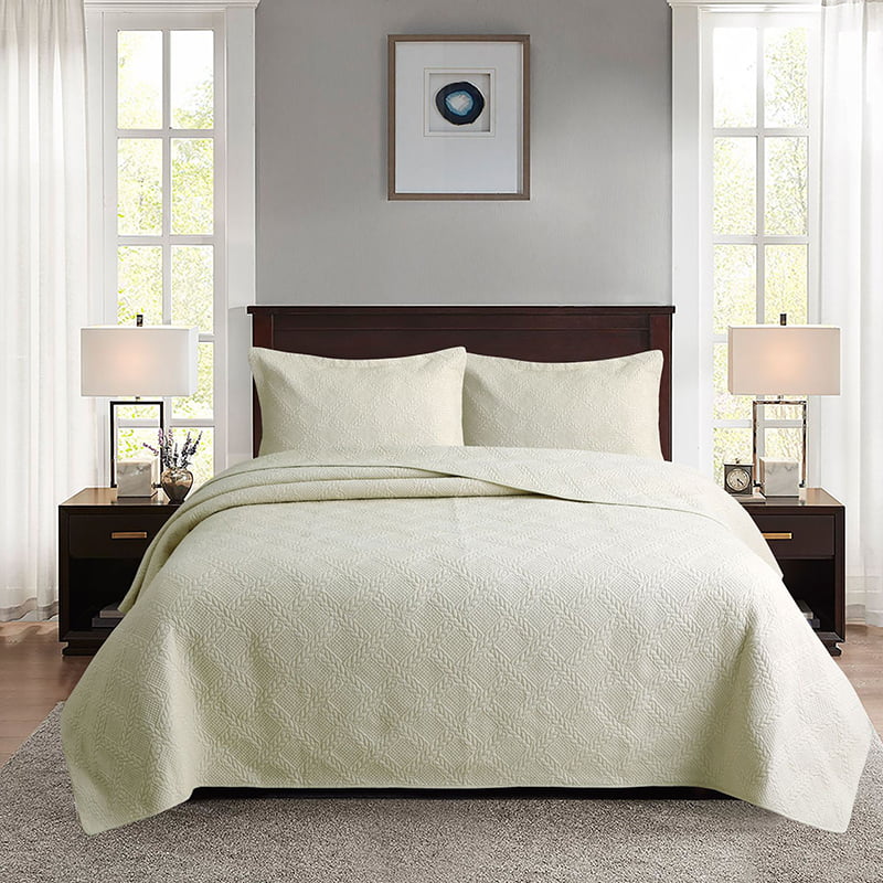3PC Embroidery Quilt Set