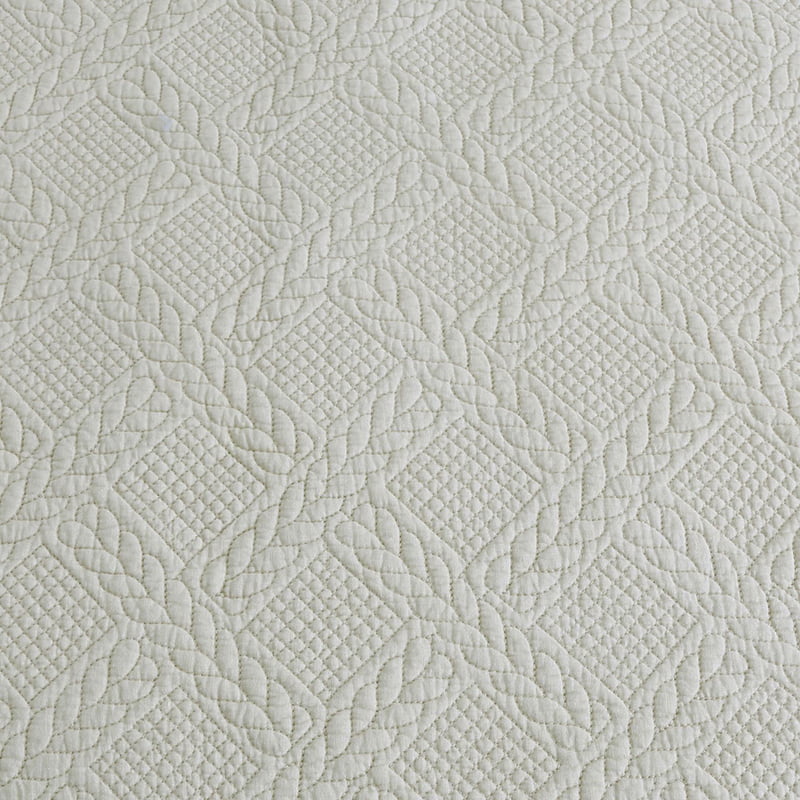 3PC Embroidery Quilt Set