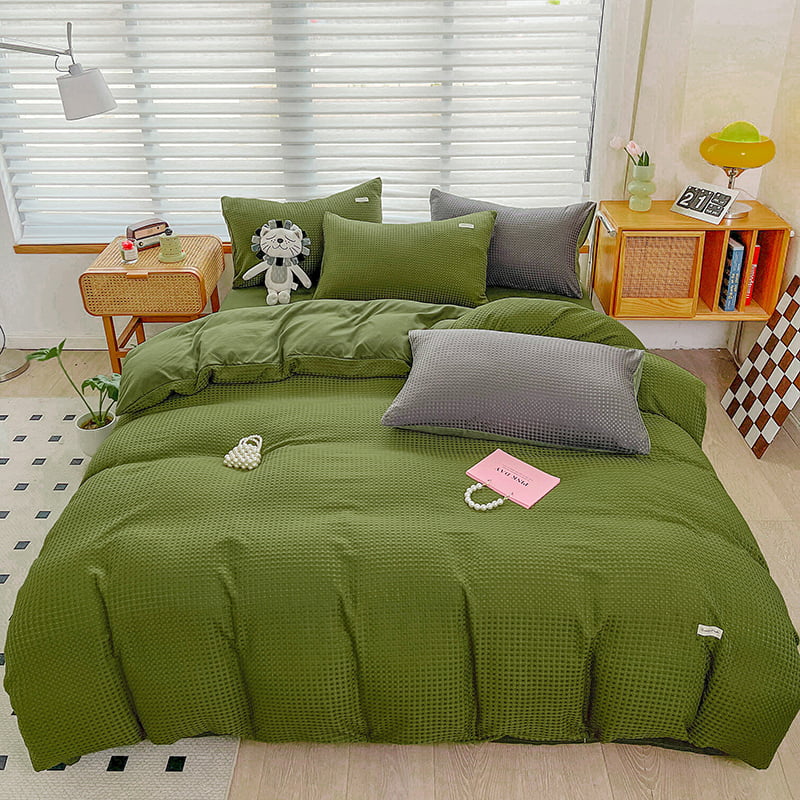 Why Solid Duvet Covers Are Perfect for Any Bedroom
